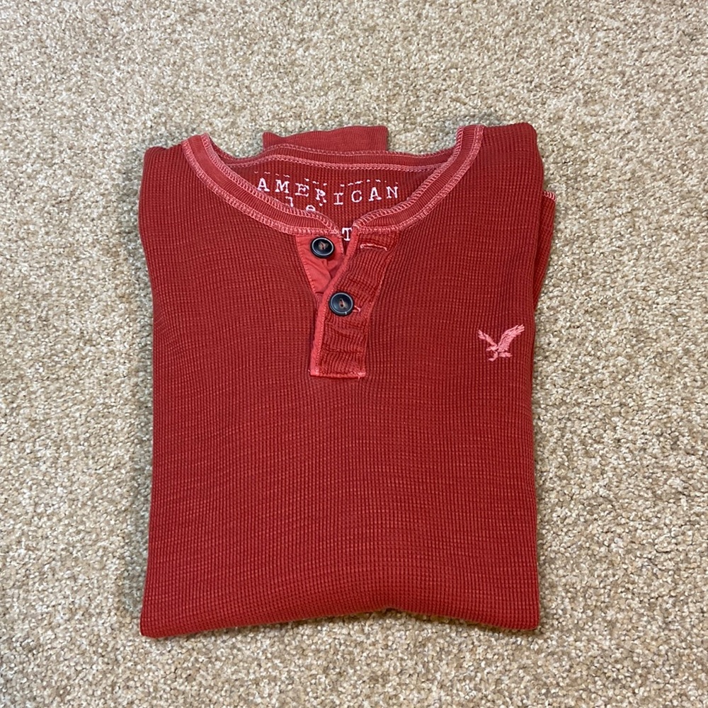 American Eagle long sleeve Sz small rusty red